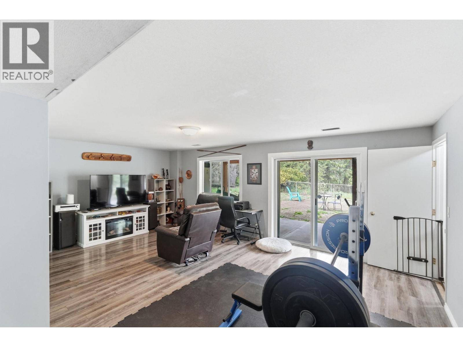 3141 Coventry Crescent