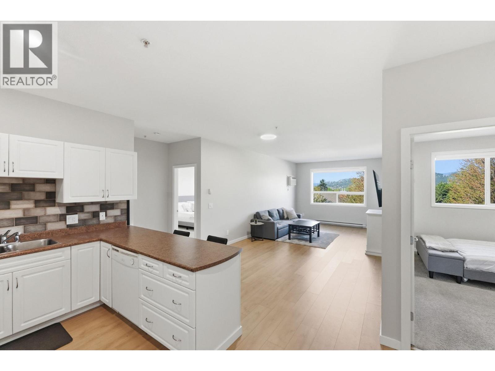 778 Rutland Road N Unit# 308