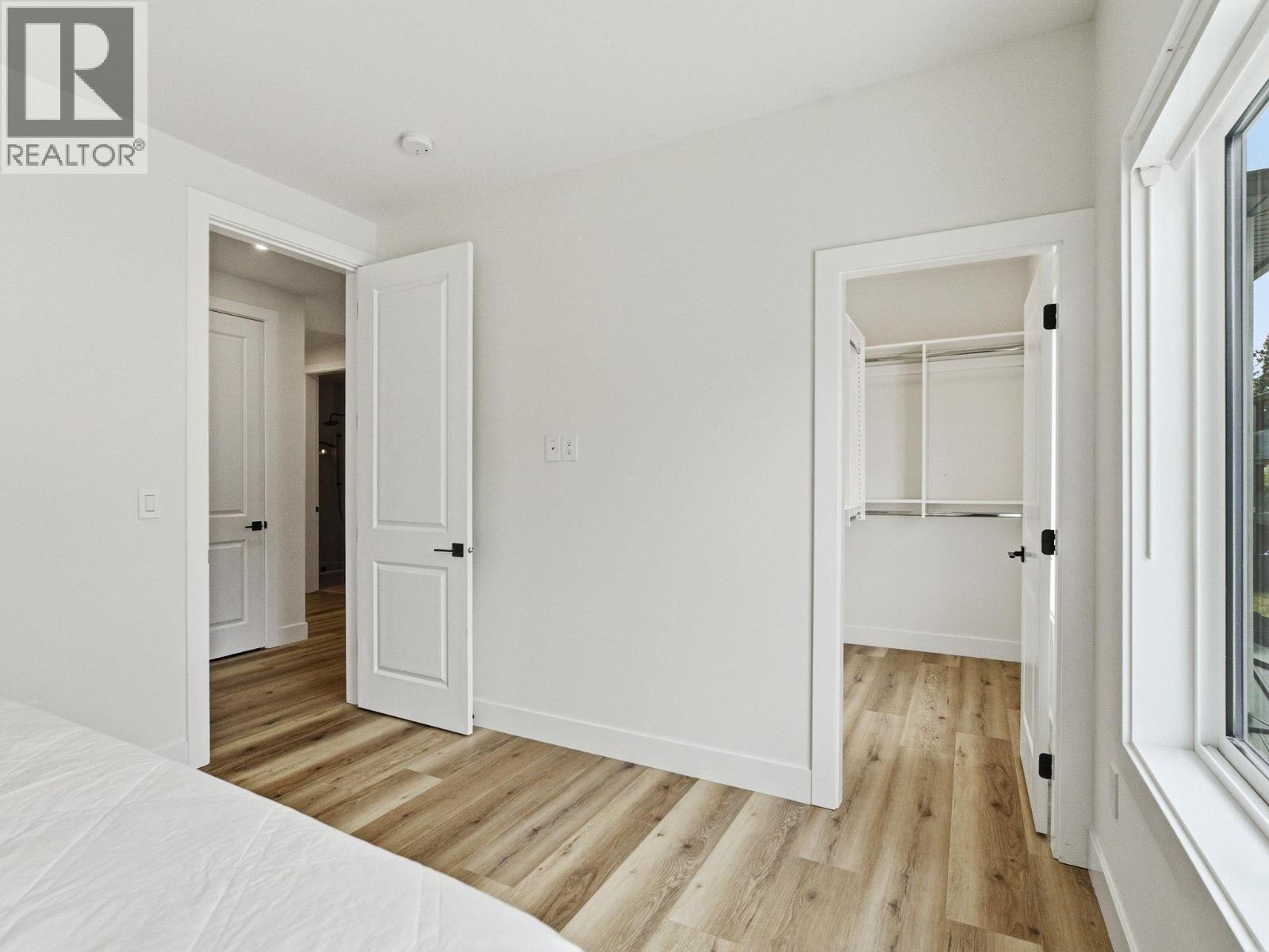 1032 Oak Barrel Lane