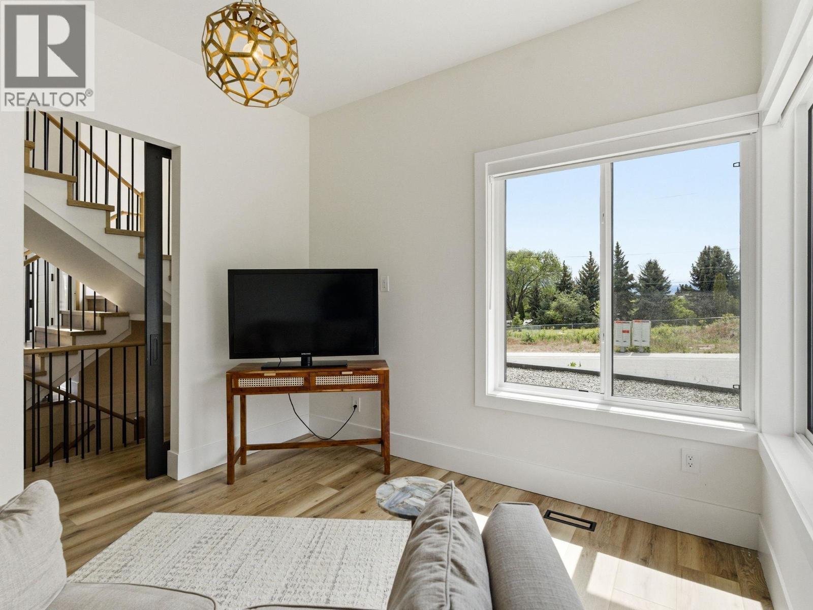 1032 Oak Barrel Lane