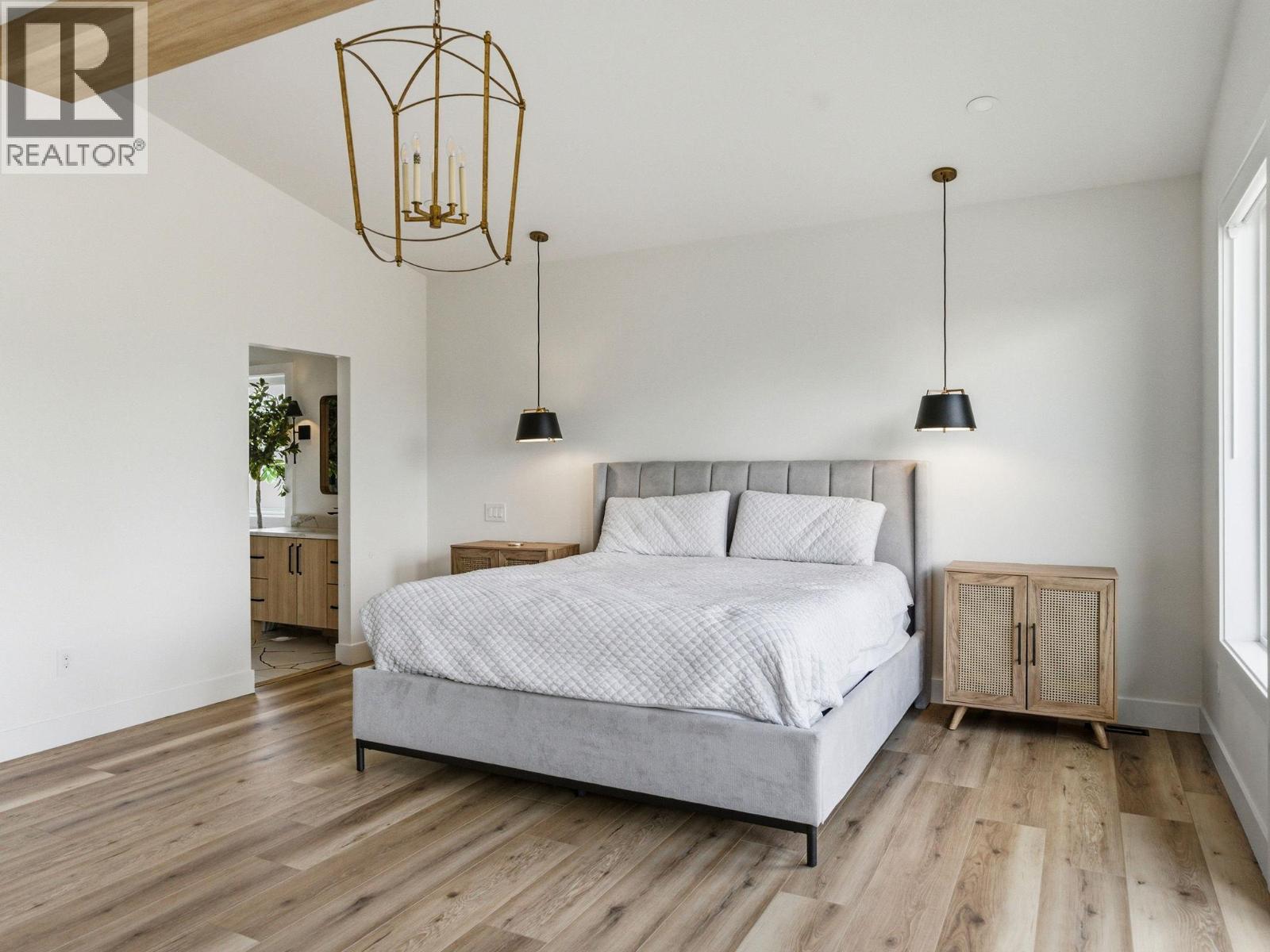 1032 Oak Barrel Lane