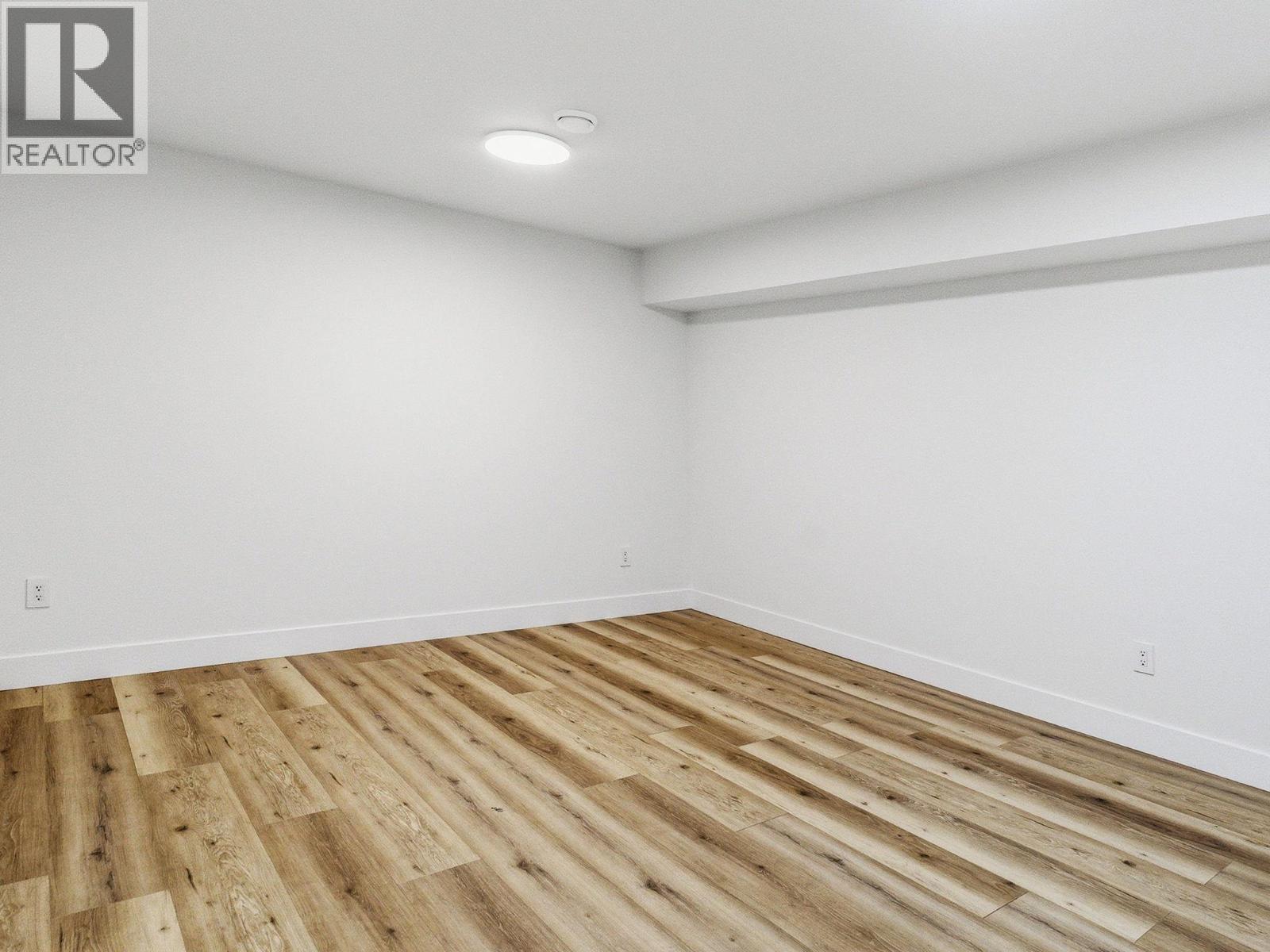 1032 Oak Barrel Lane