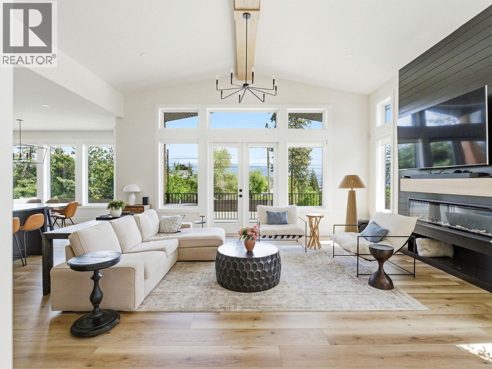 1032 Oak Barrel Lane