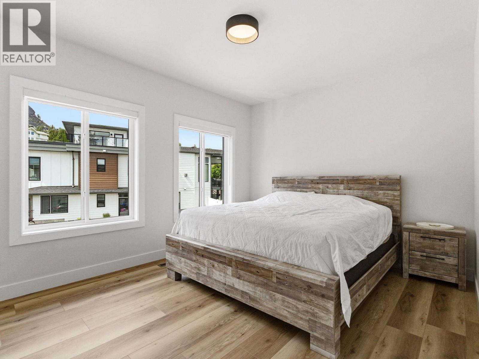 1032 Oak Barrel Lane