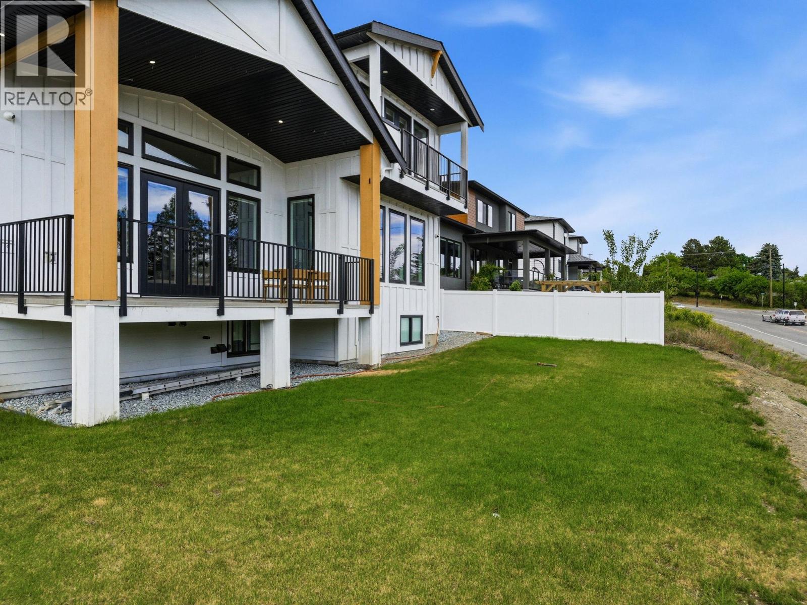 1032 Oak Barrel Lane
