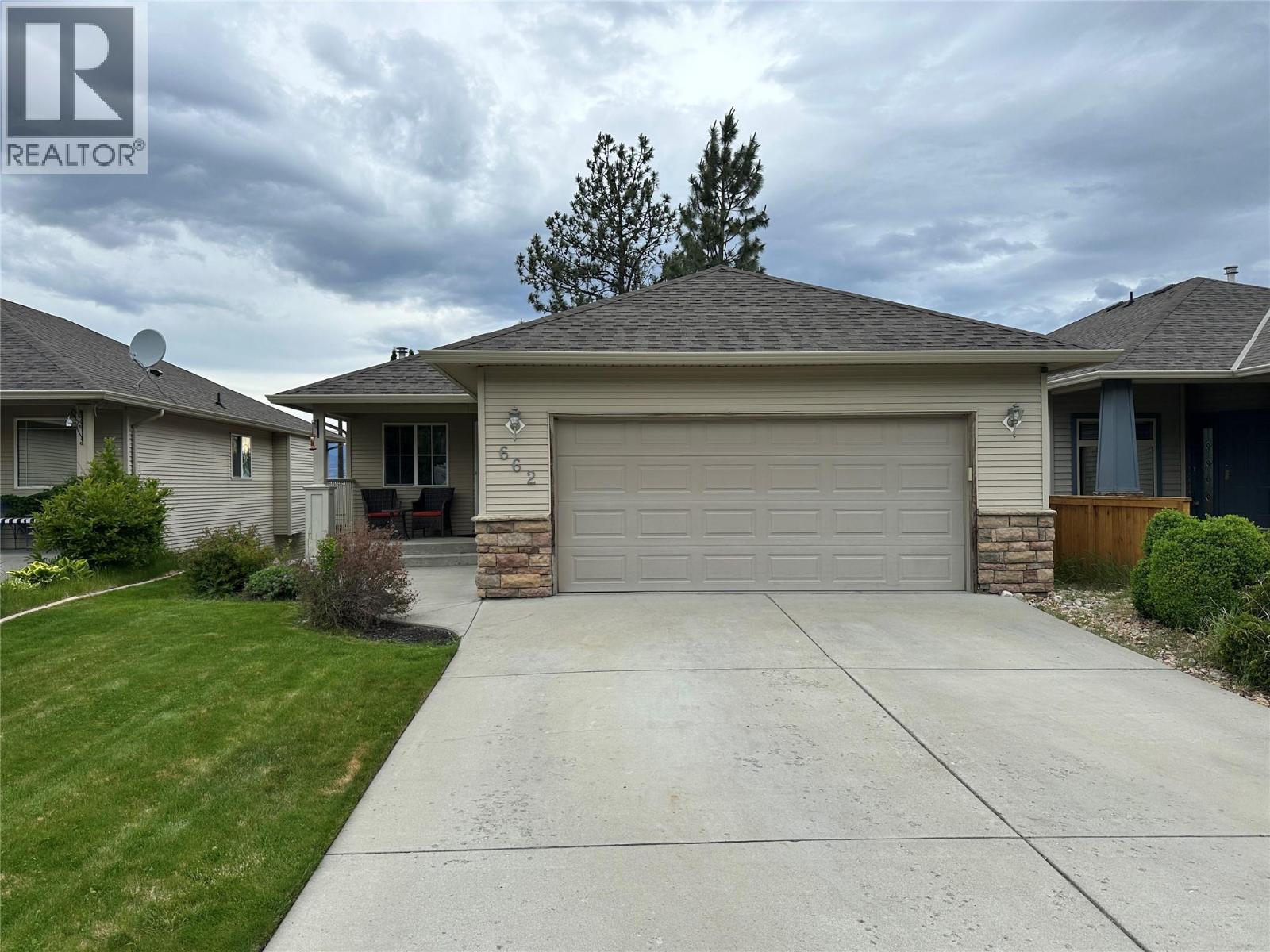 662 South Crest Drive
