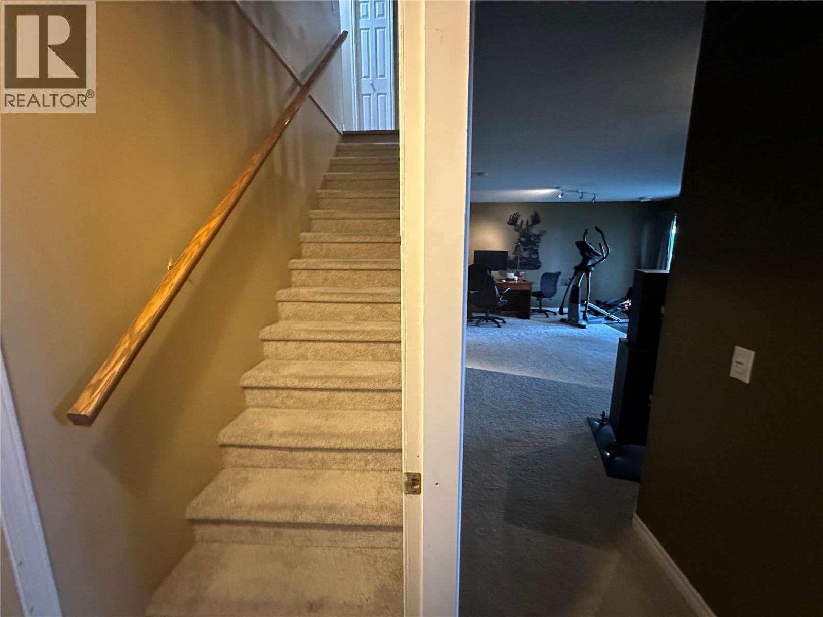 662 South Crest Drive