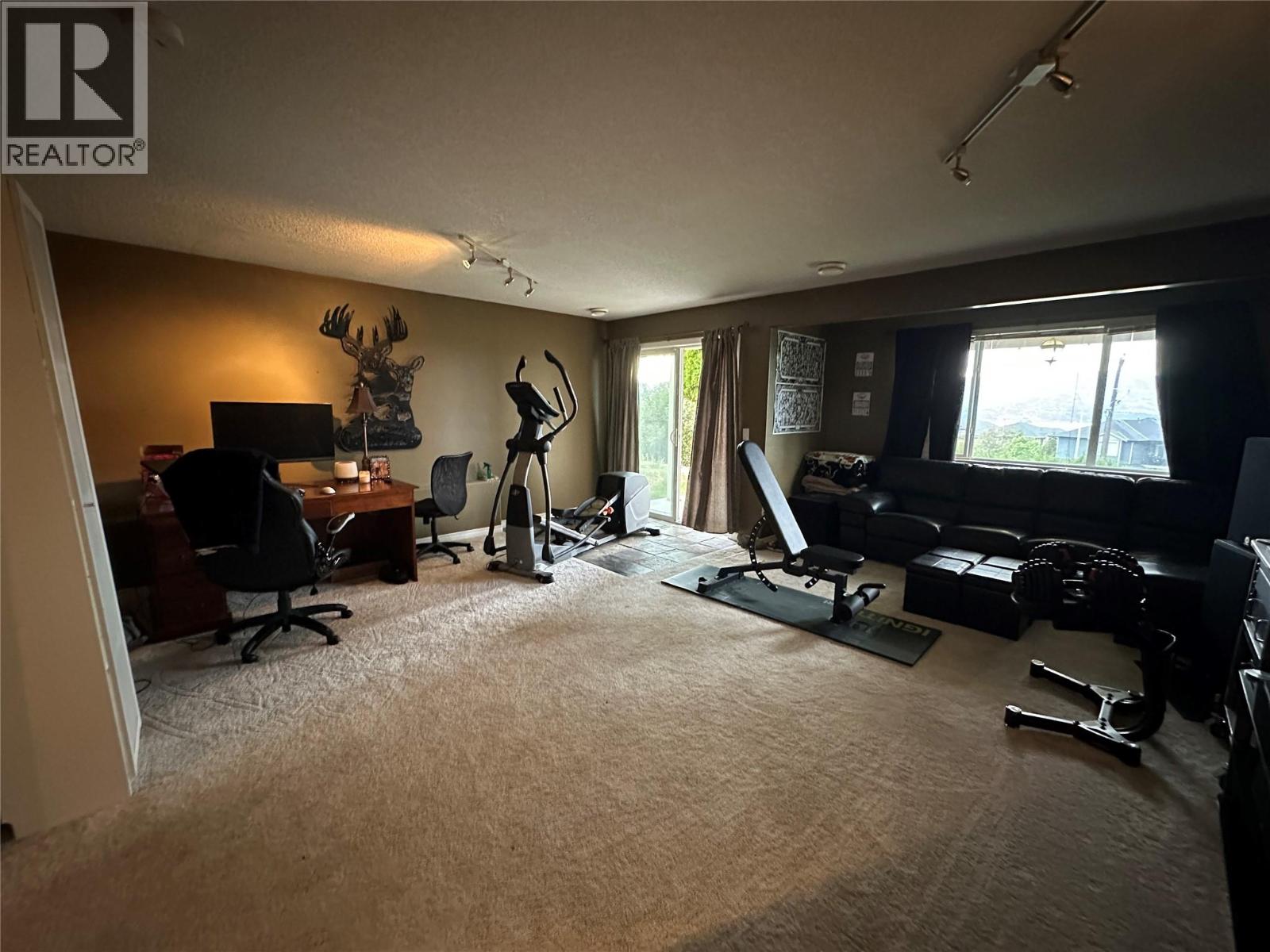 662 South Crest Drive
