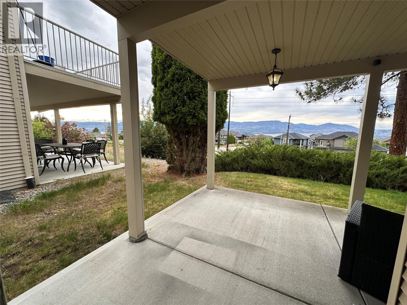 662 South Crest Drive