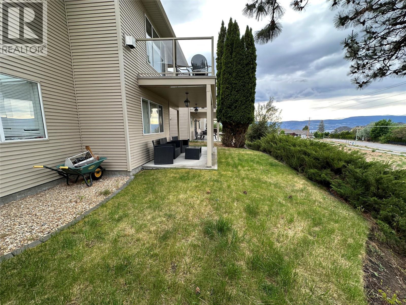 662 South Crest Drive