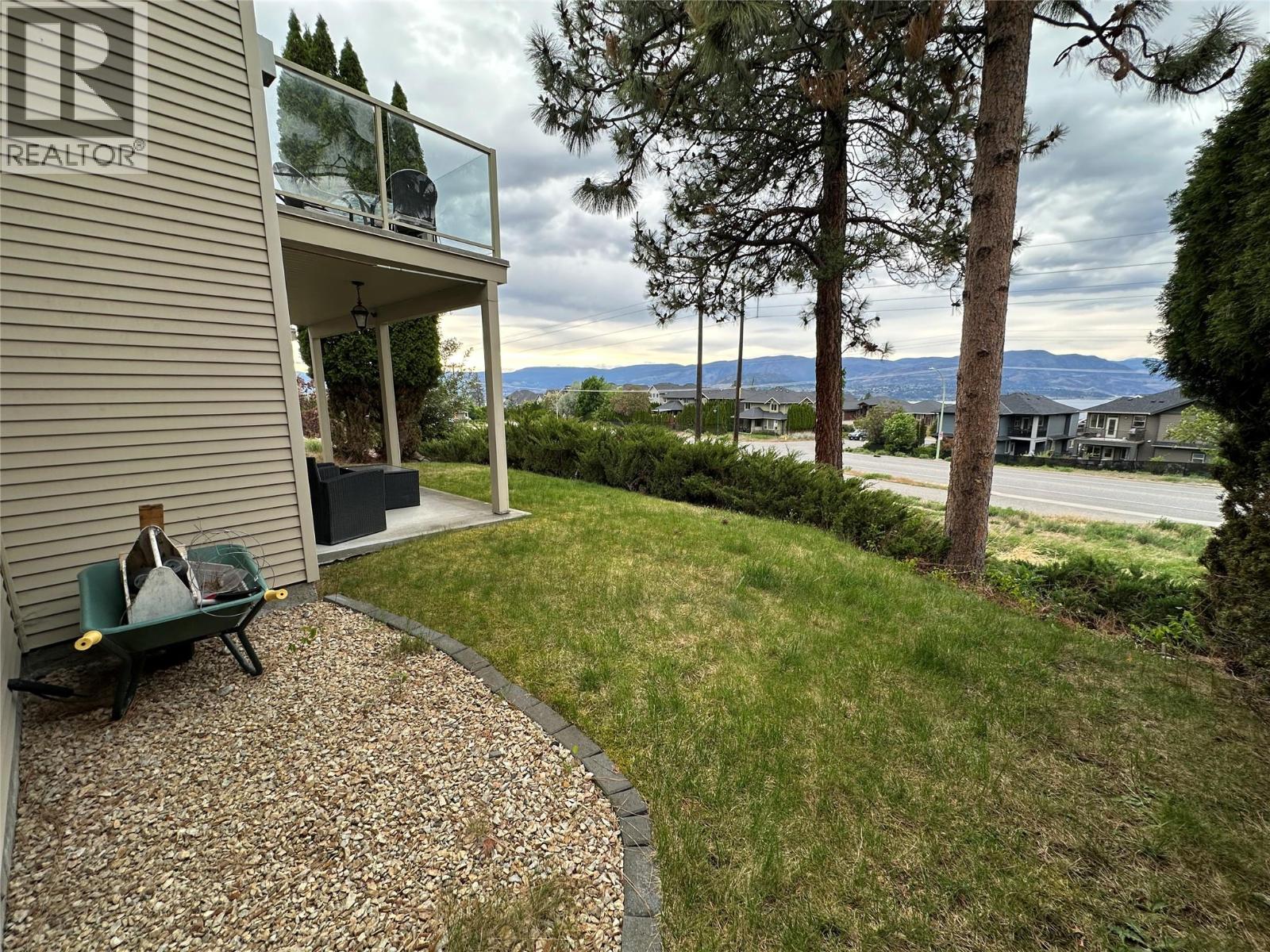 662 South Crest Drive