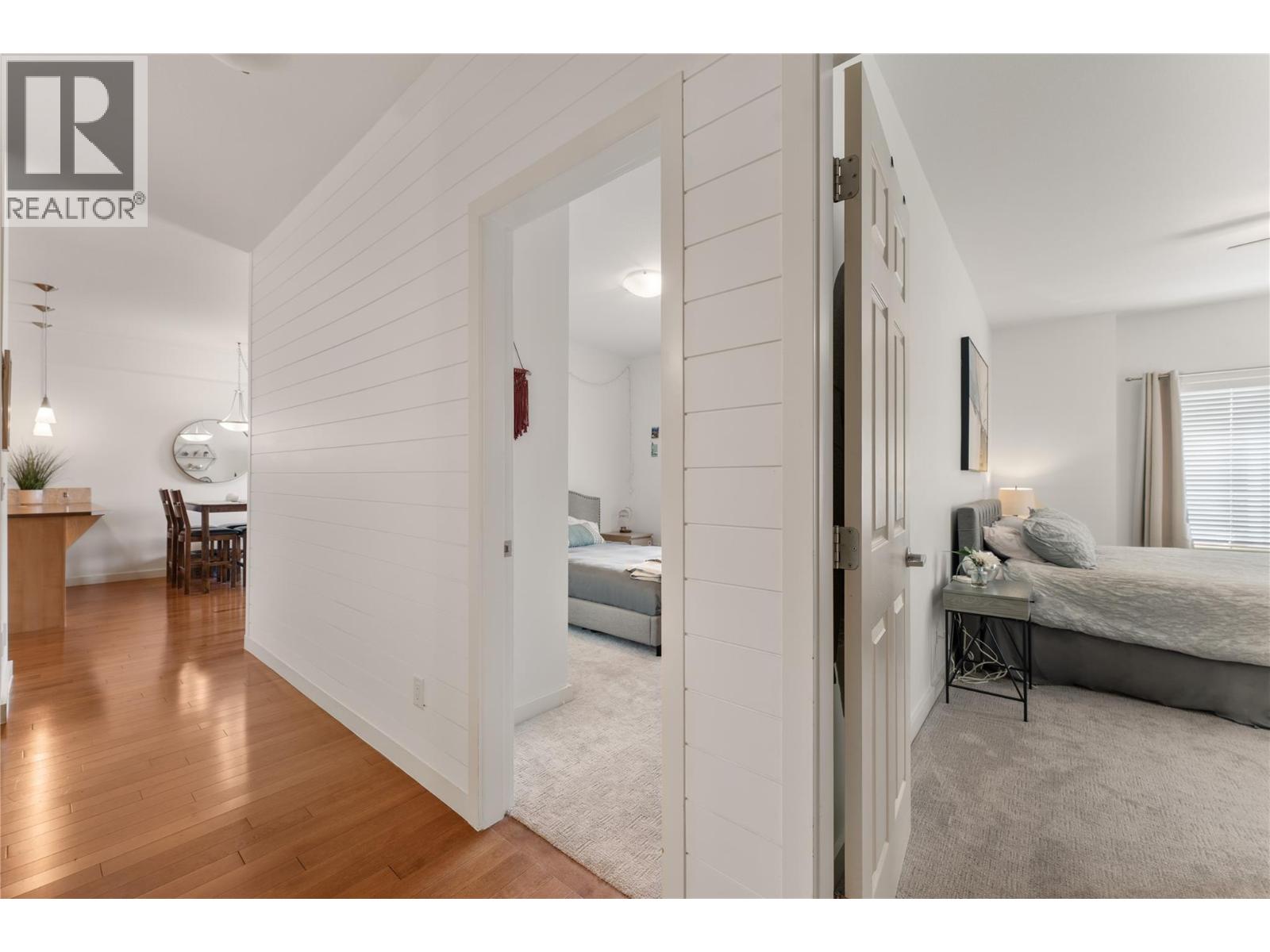 2120 Shannon Ridge Drive Unit# 102