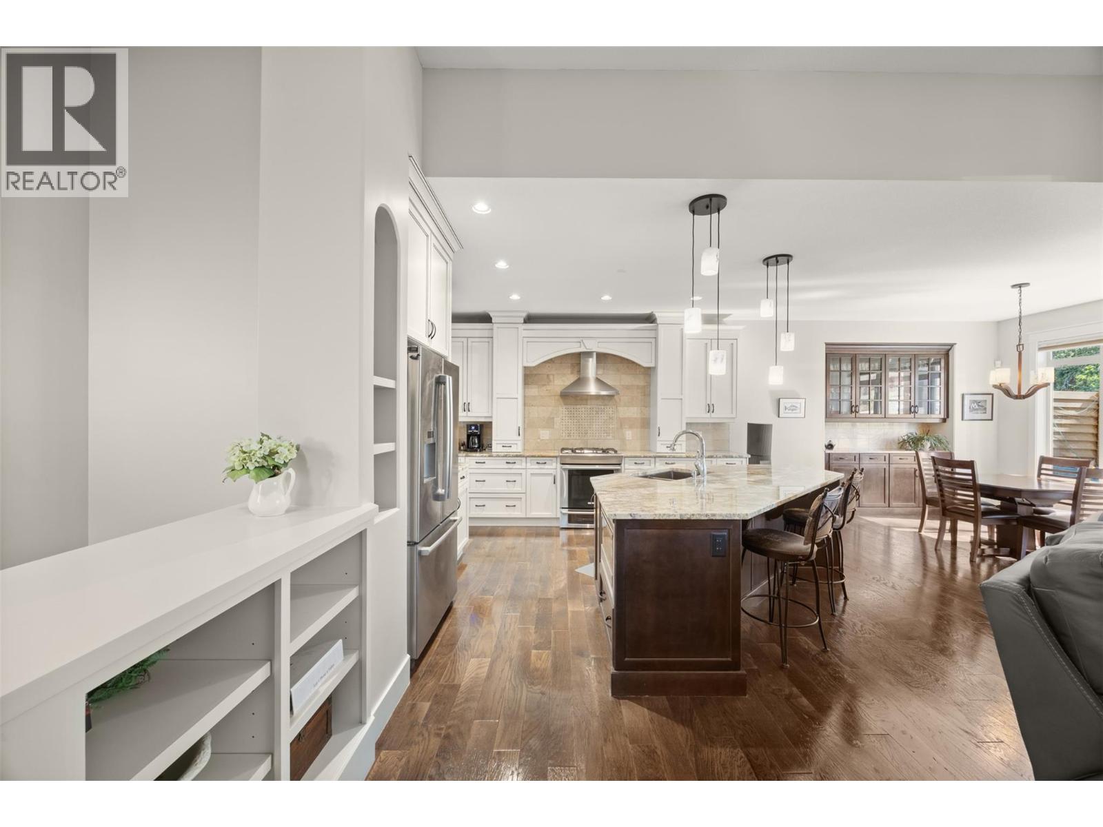 2497 Paramount Drive
