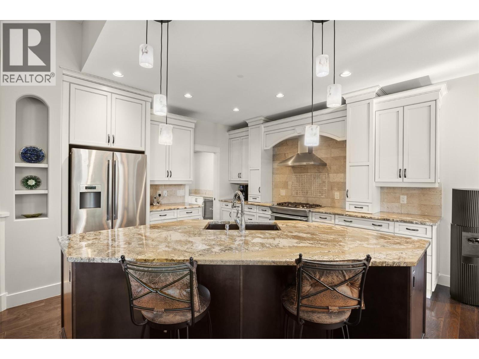 2497 Paramount Drive