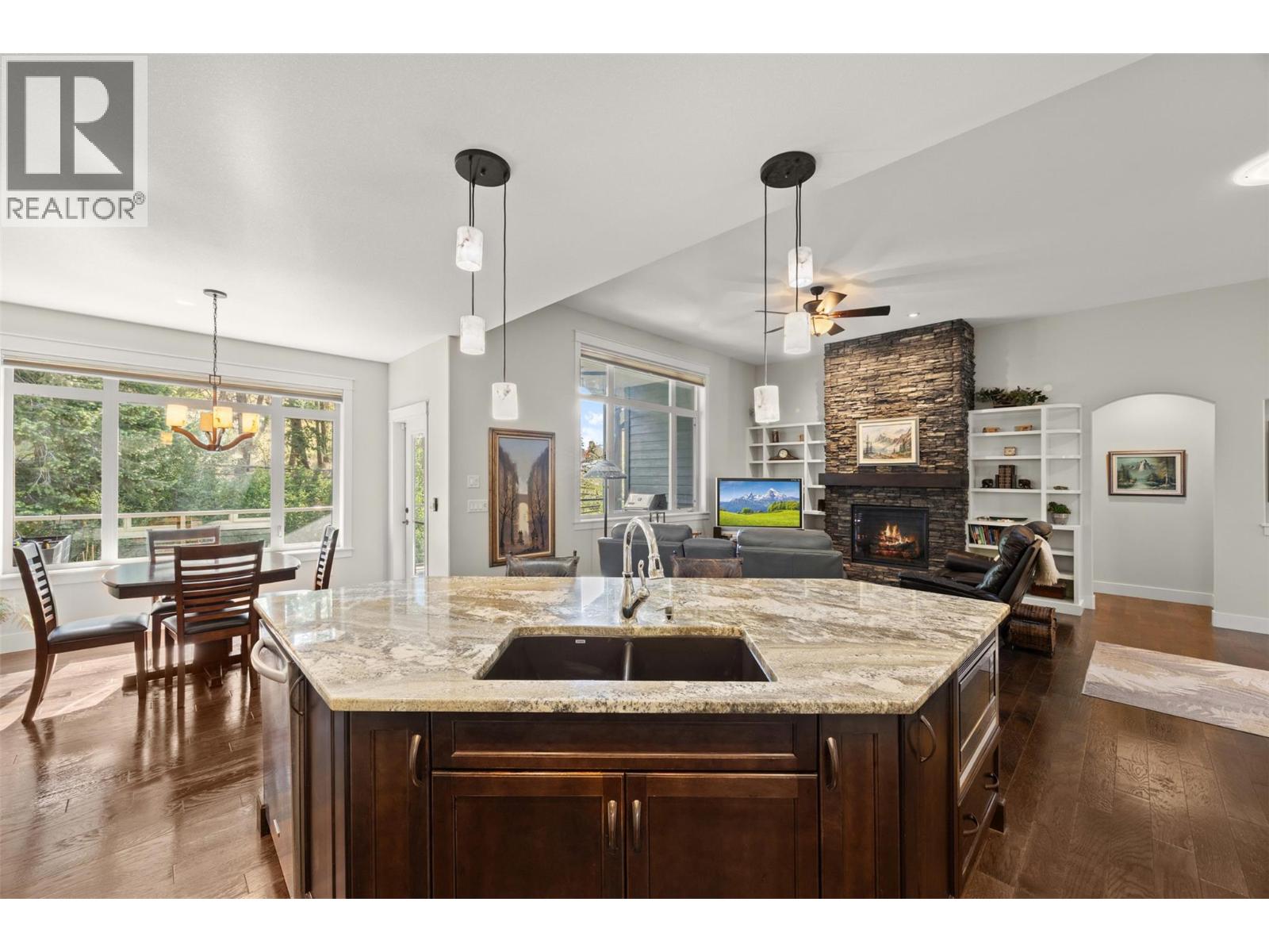 2497 Paramount Drive