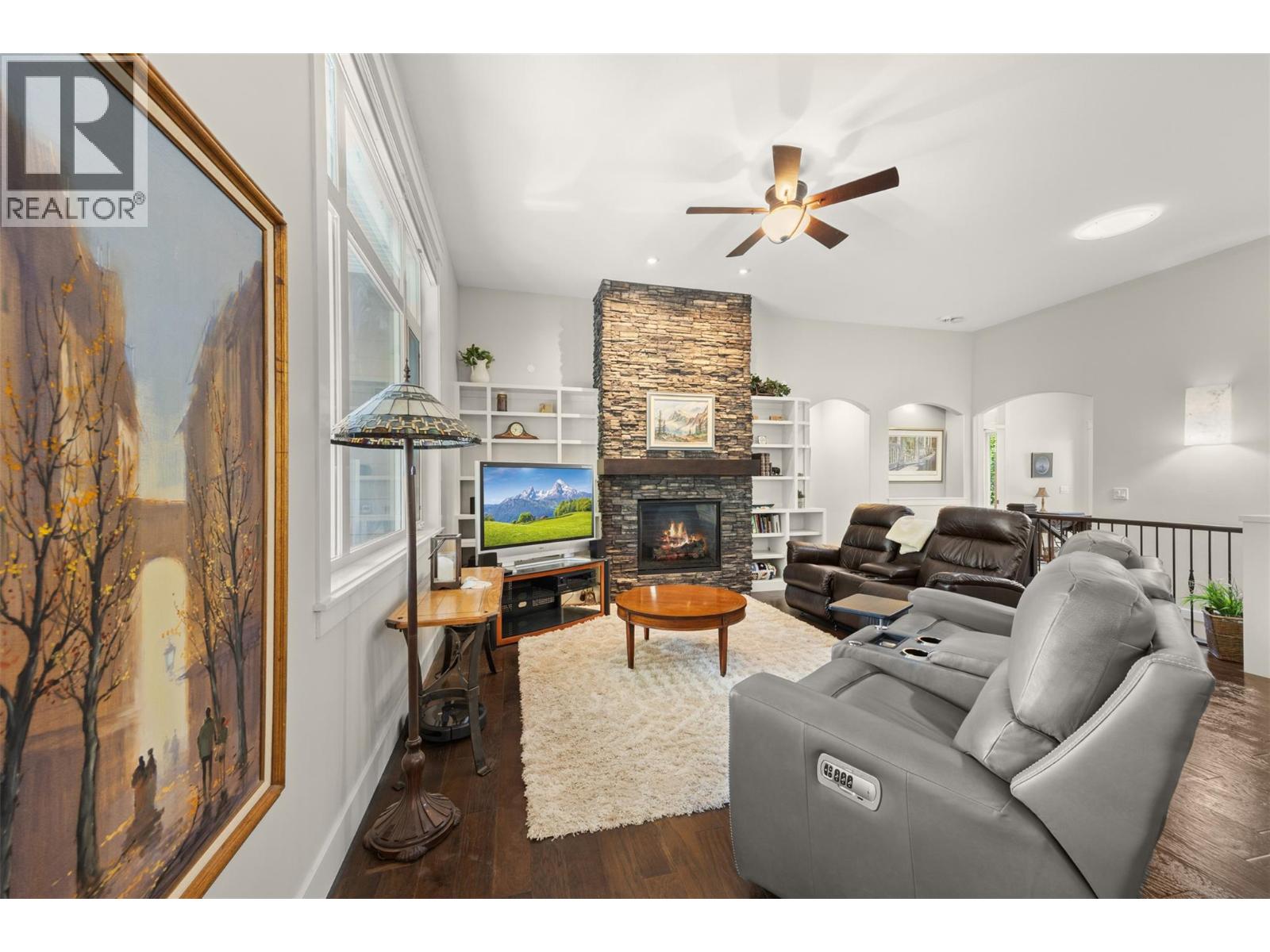 2497 Paramount Drive
