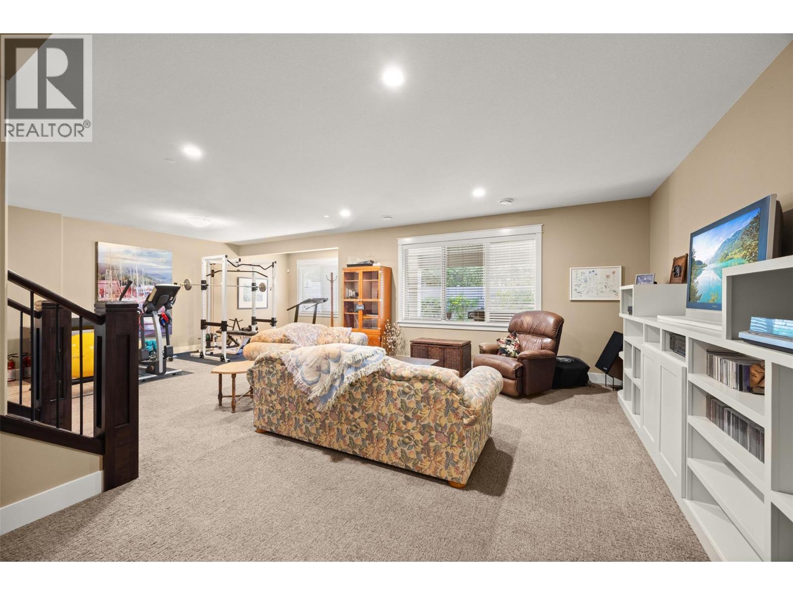 2497 Paramount Drive