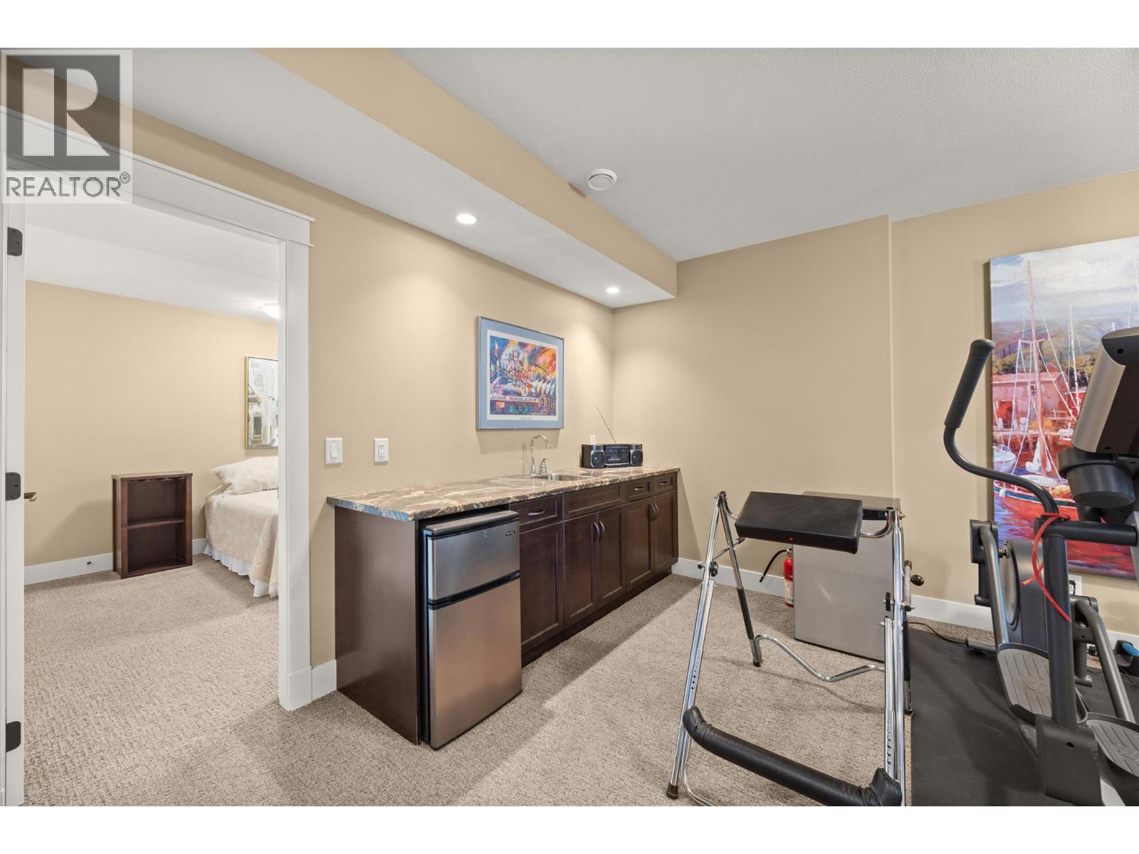 2497 Paramount Drive