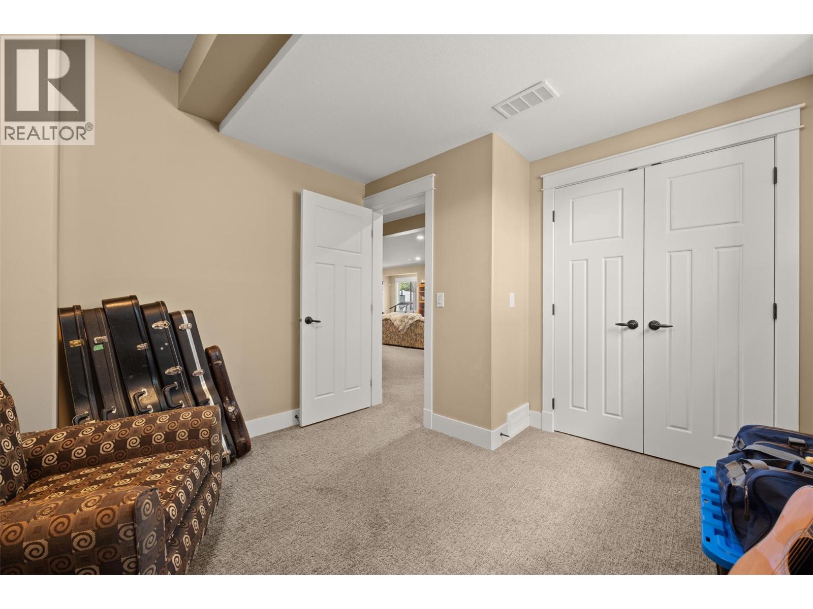 2497 Paramount Drive