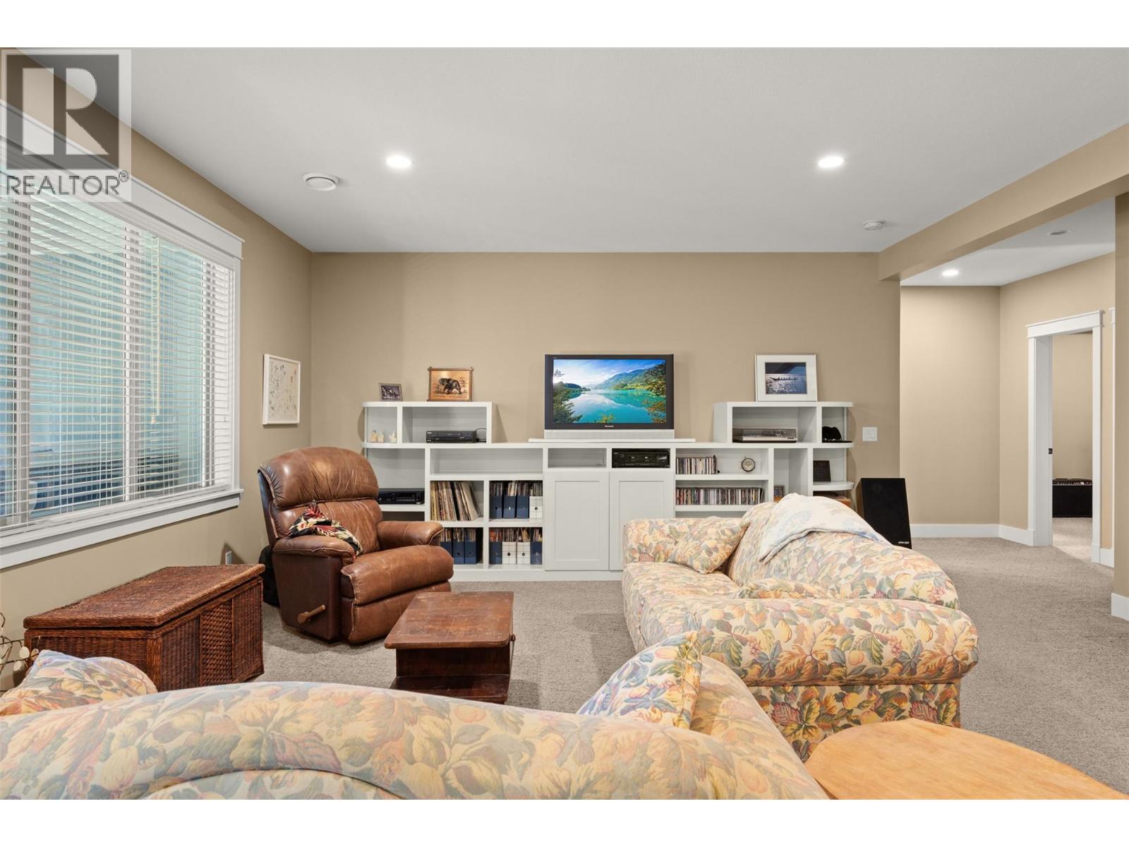 2497 Paramount Drive