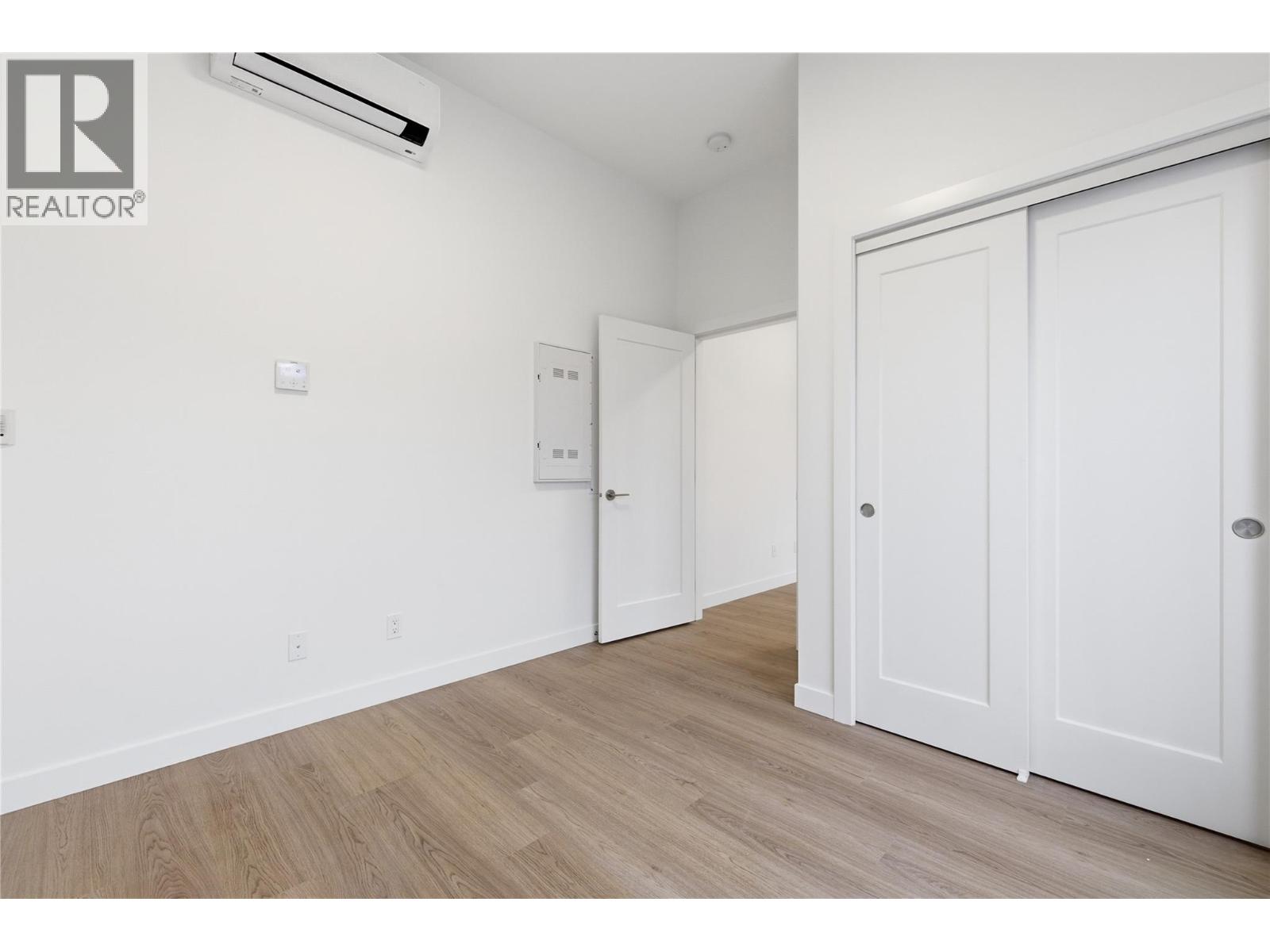 1390 Pridham Avenue Unit# TH4 Lot# 3