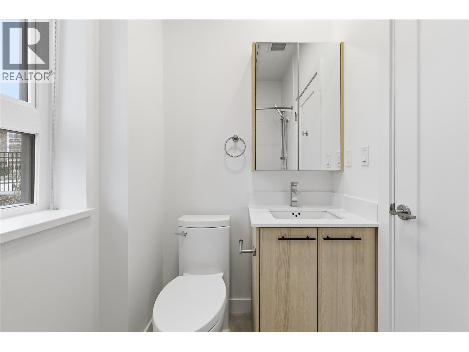 1390 Pridham Avenue Unit# TH4 Lot# 3