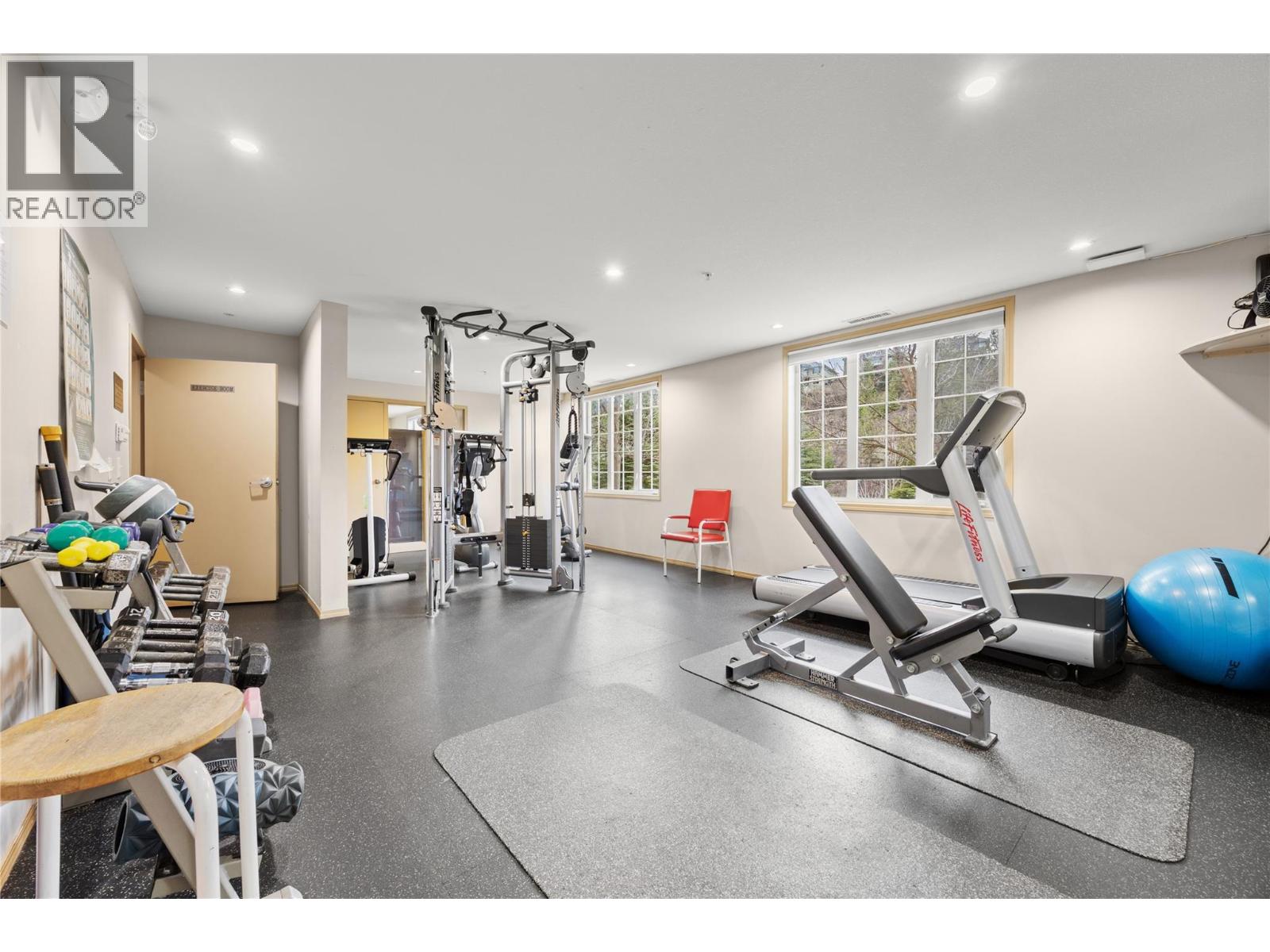 1875 Country Club Drive Unit# 1405