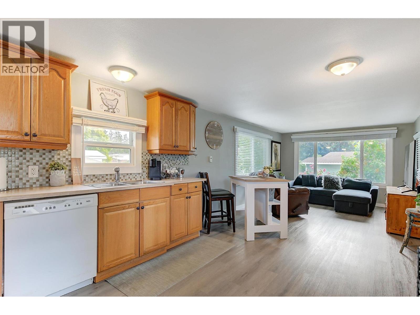 1999 97 Highway S Unit# 248