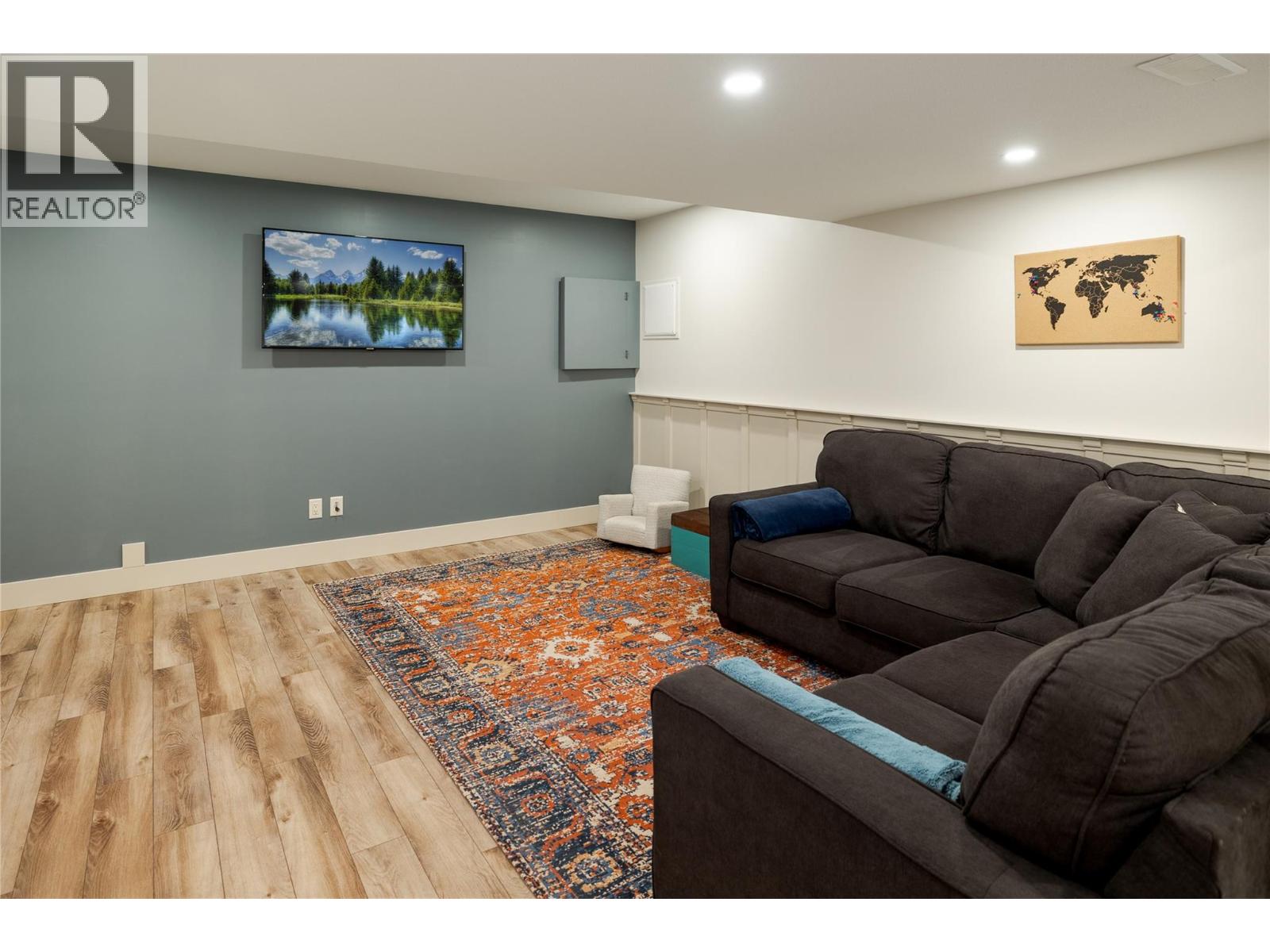 5532 Farron Place