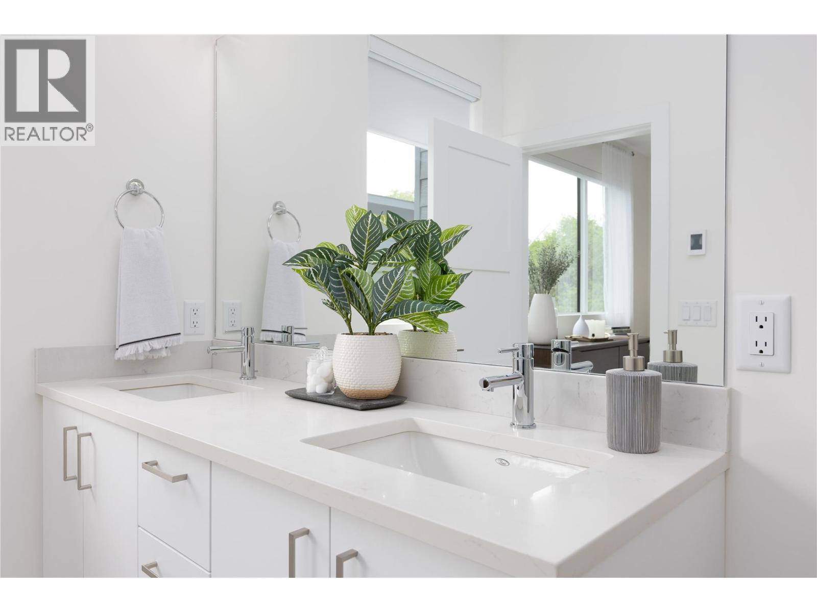 1225 FINDLAY Road Unit# 12