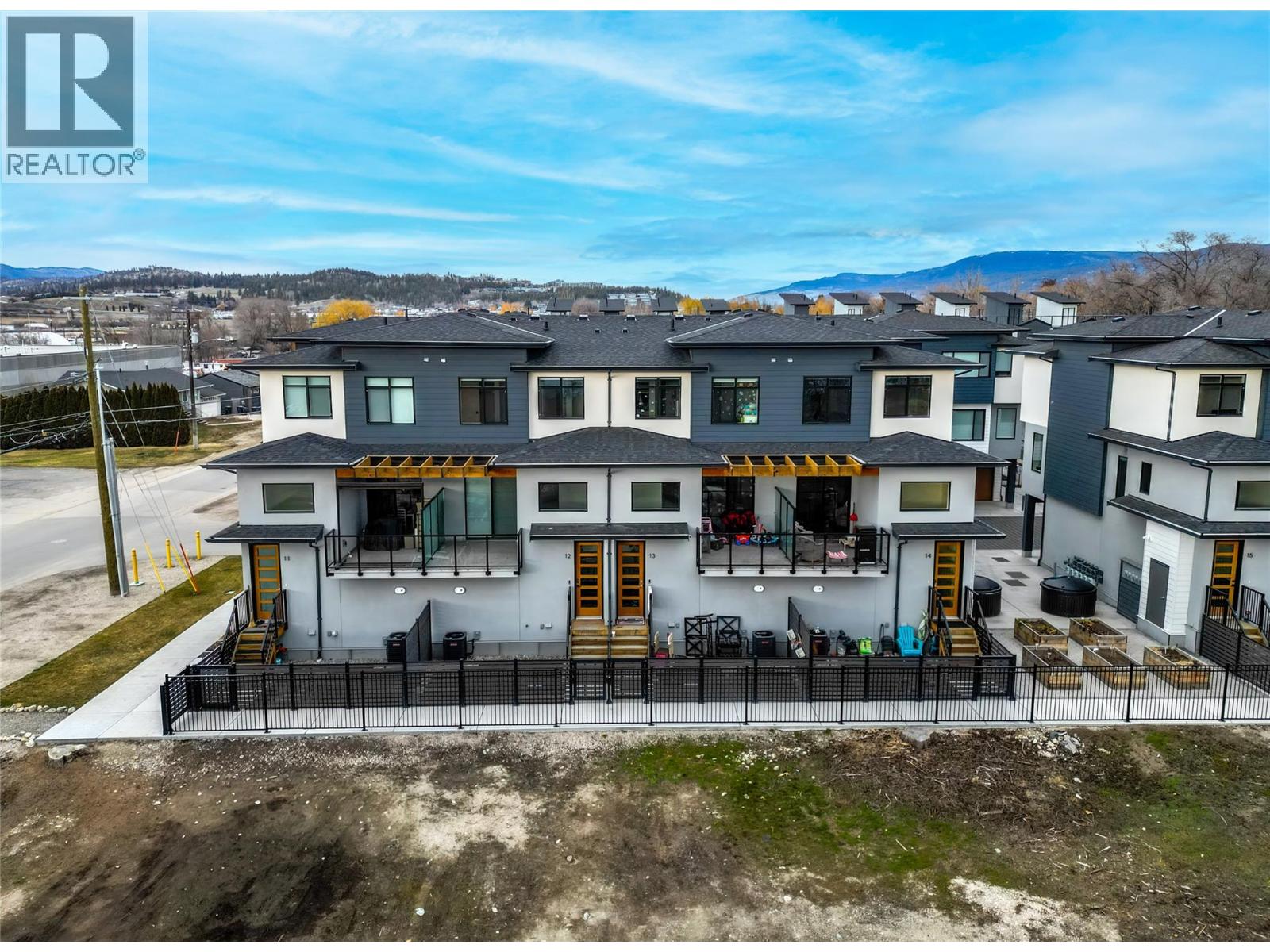 1225 FINDLAY Road Unit# 12