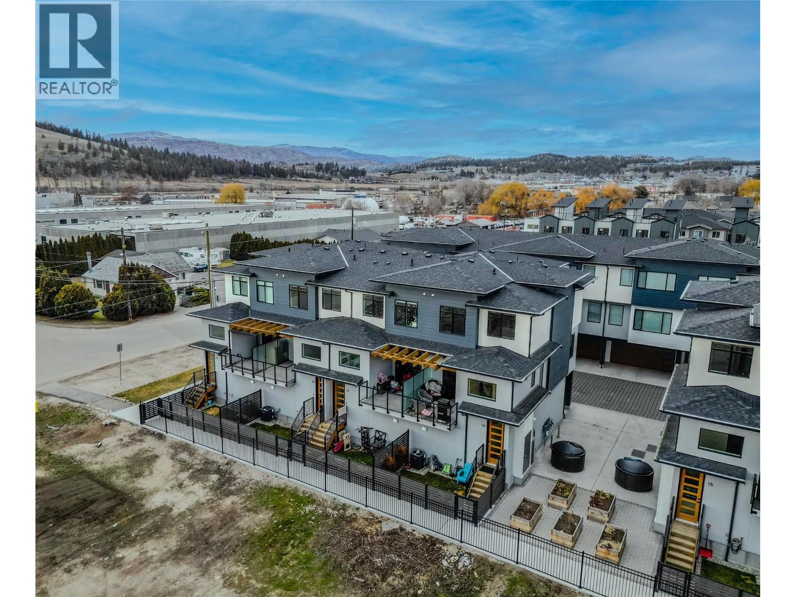 1225 FINDLAY Road Unit# 12