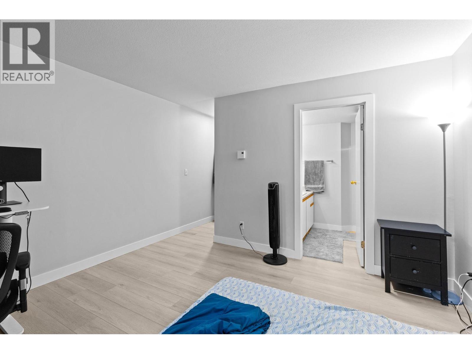 2025 Baron Road Unit# 206