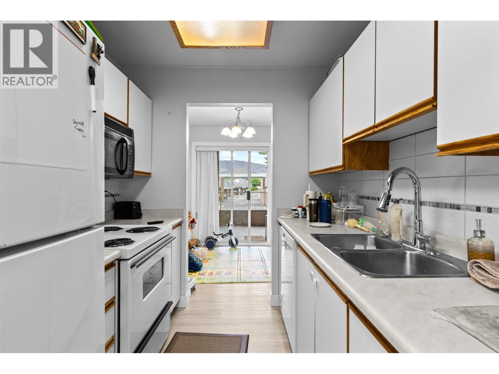 2025 Baron Road Unit# 206