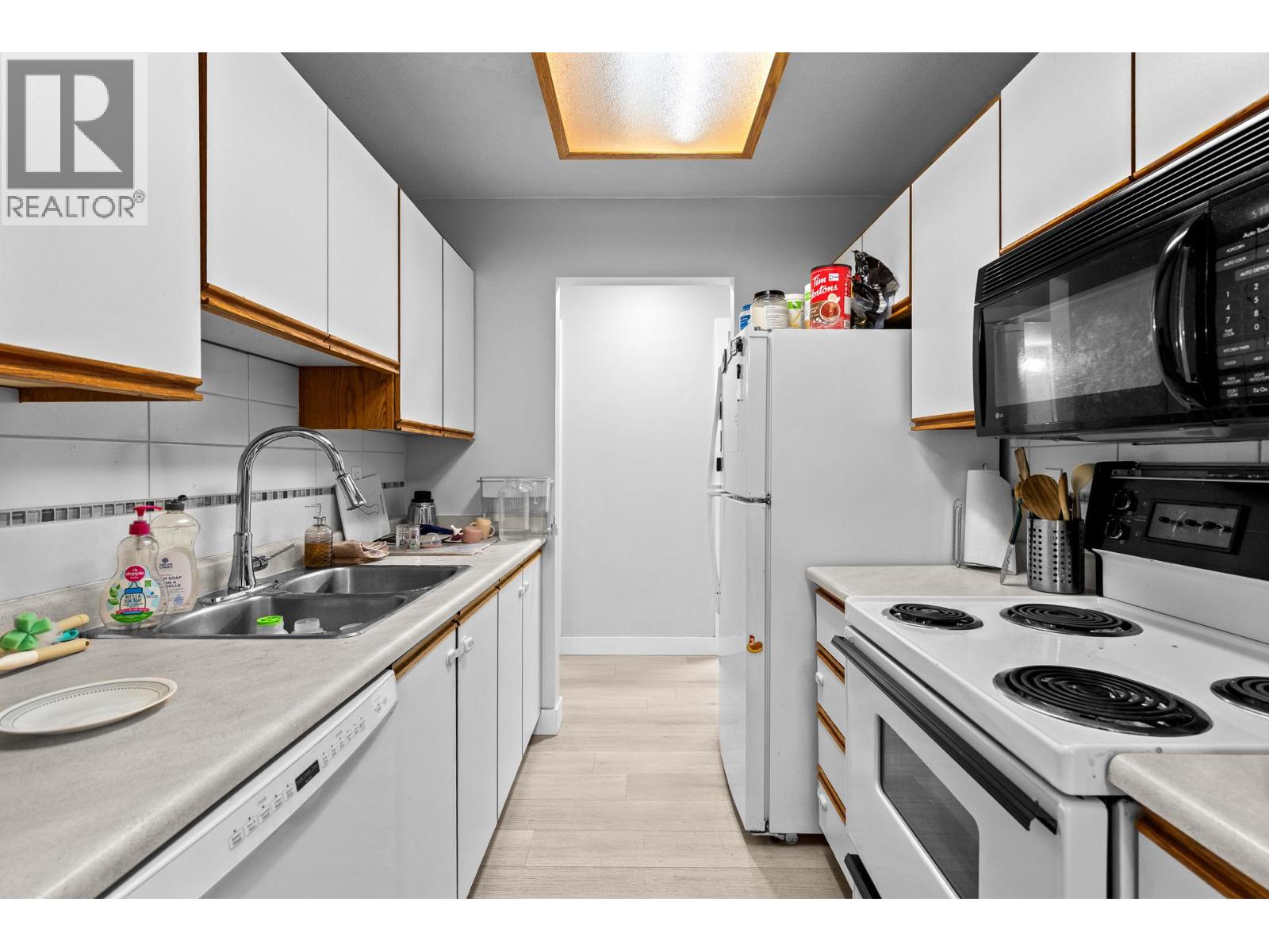 2025 Baron Road Unit# 206