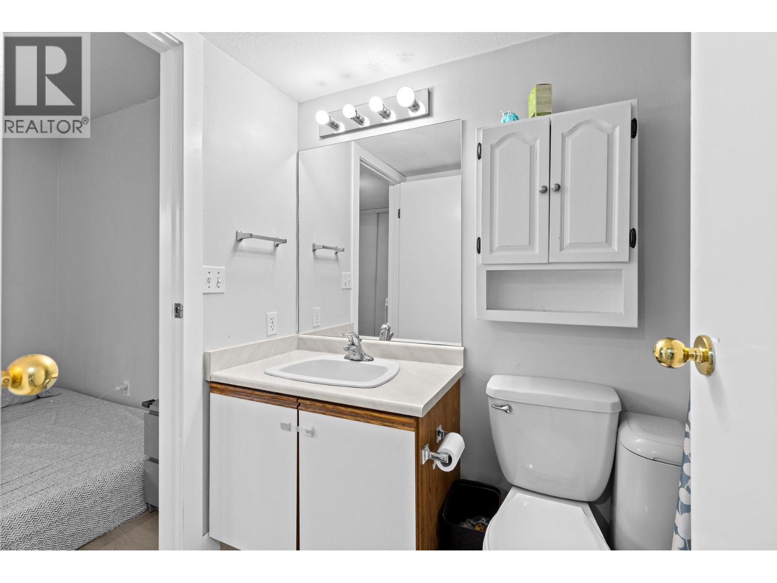 2025 Baron Road Unit# 206