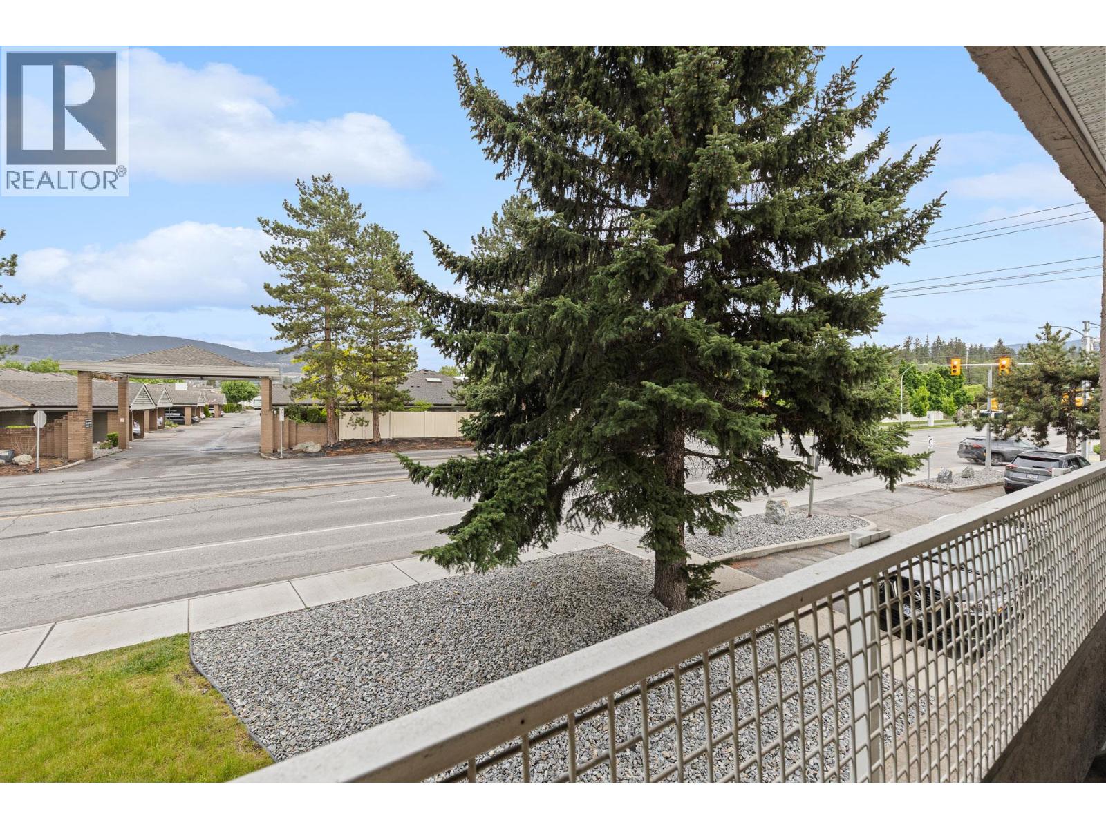 2025 Baron Road Unit# 206