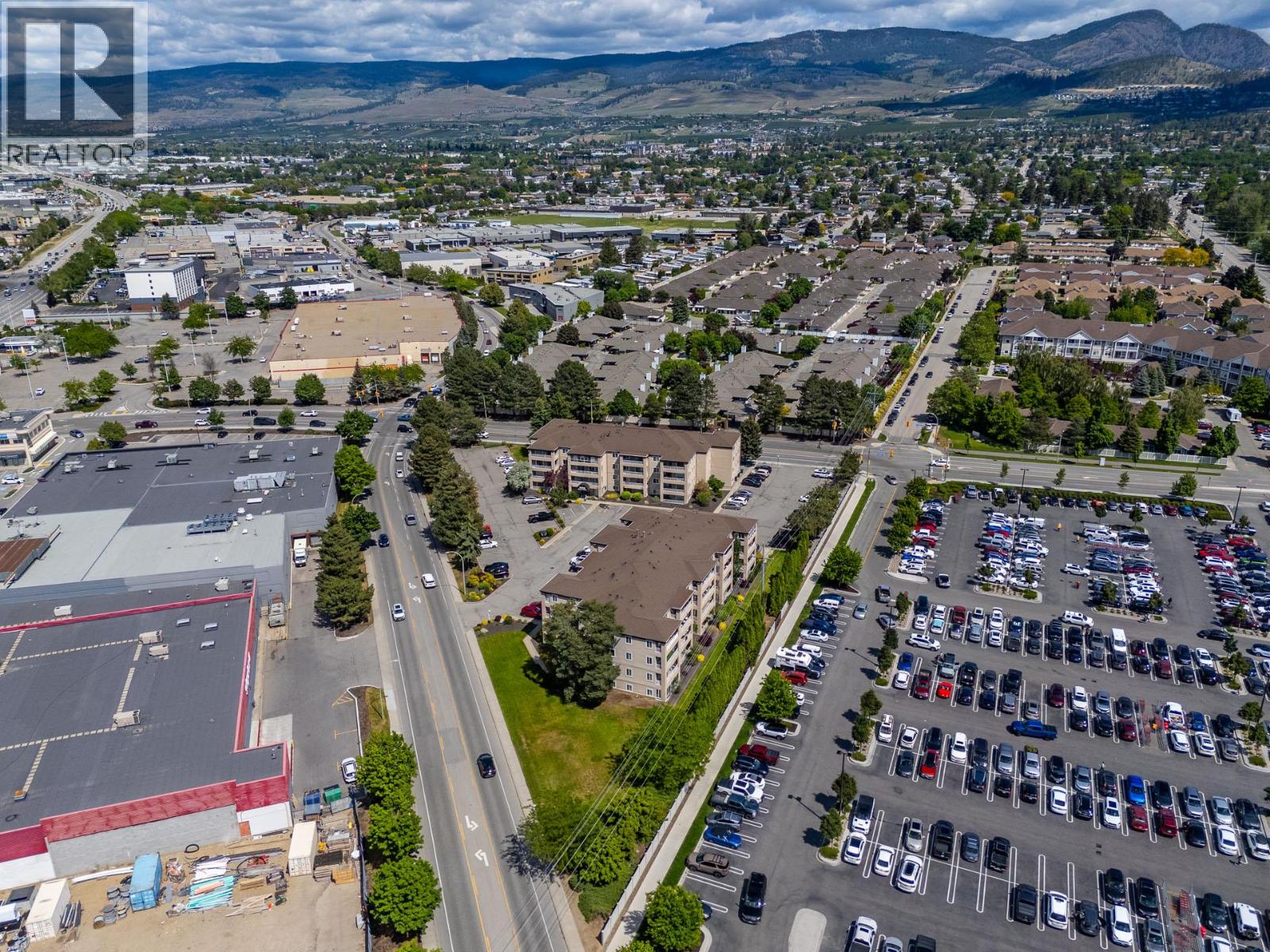 2025 Baron Road Unit# 206