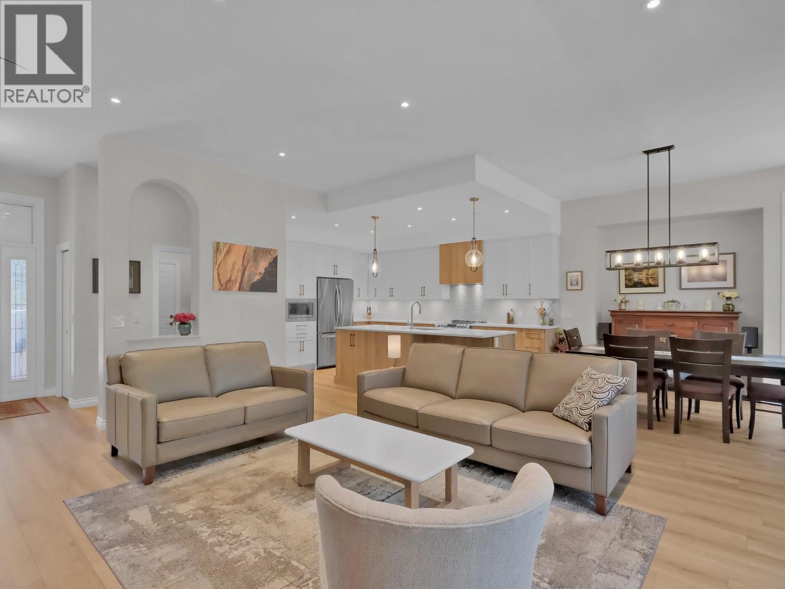 4432 Gallaghers Forest S