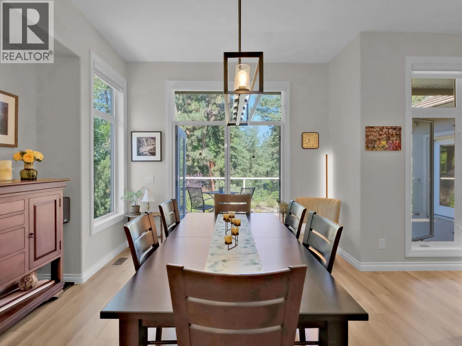 4432 Gallaghers Forest S