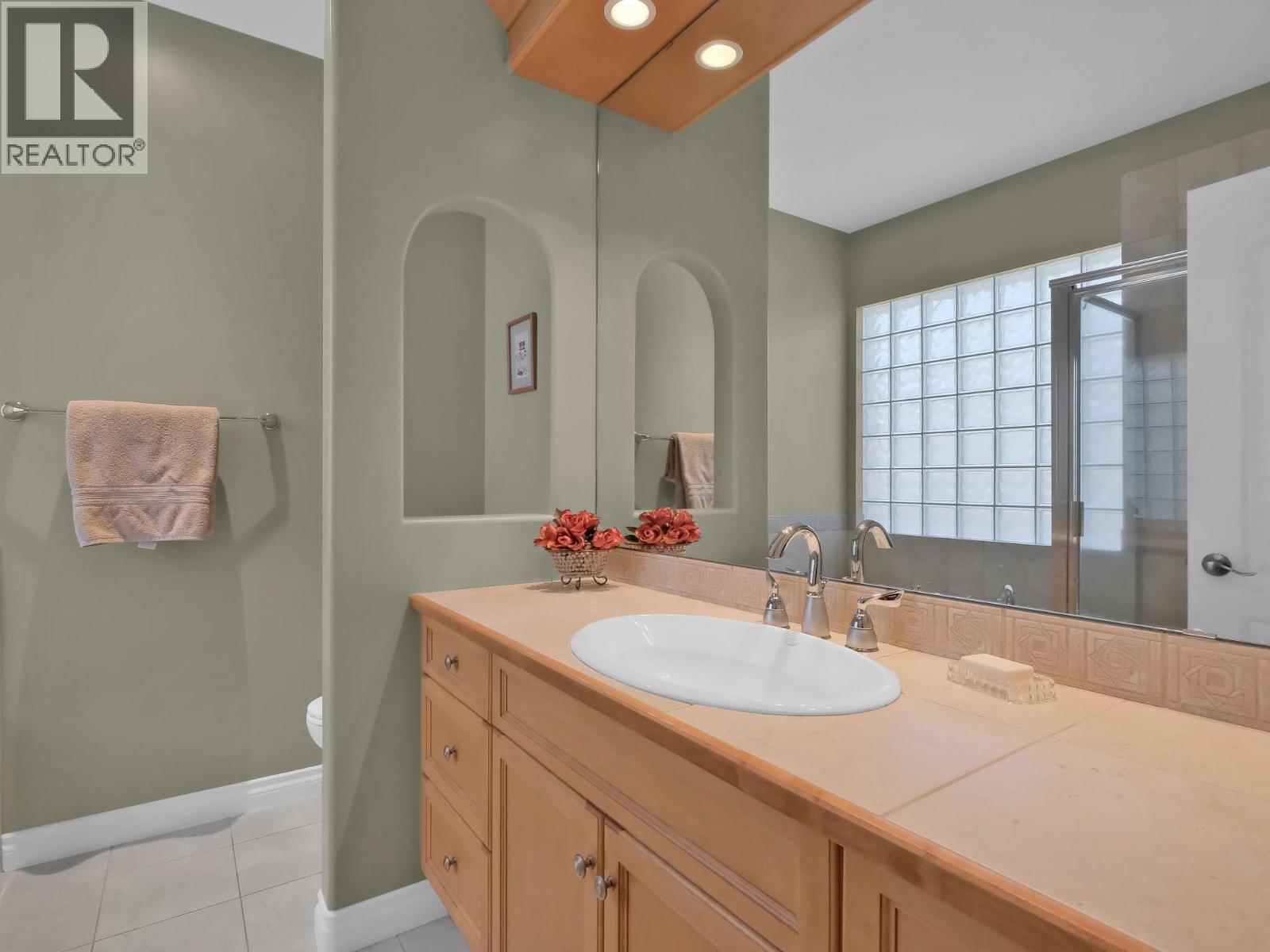 4432 Gallaghers Forest S