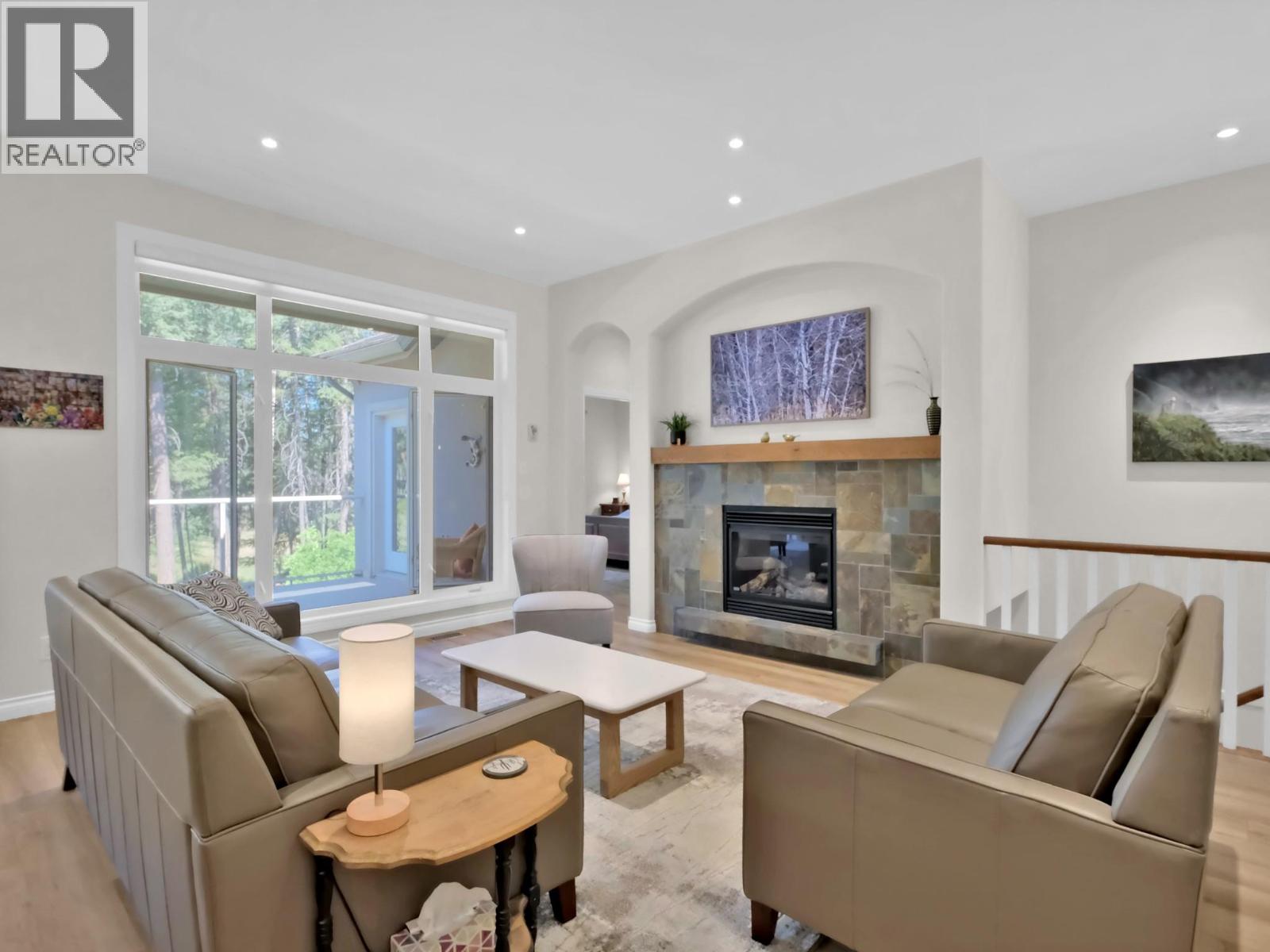 4432 Gallaghers Forest S