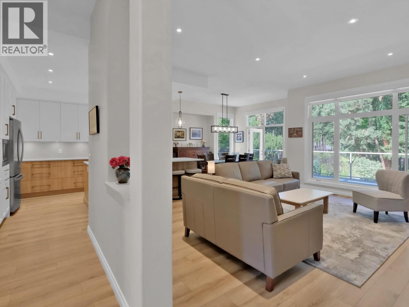4432 Gallaghers Forest S