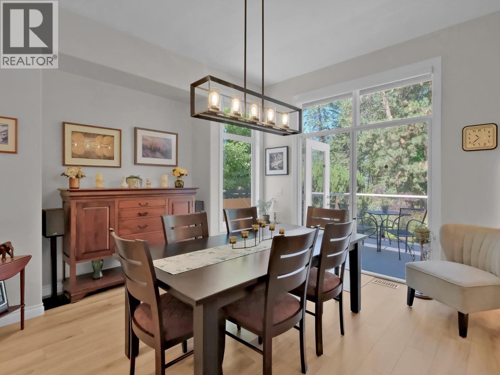4432 Gallaghers Forest S