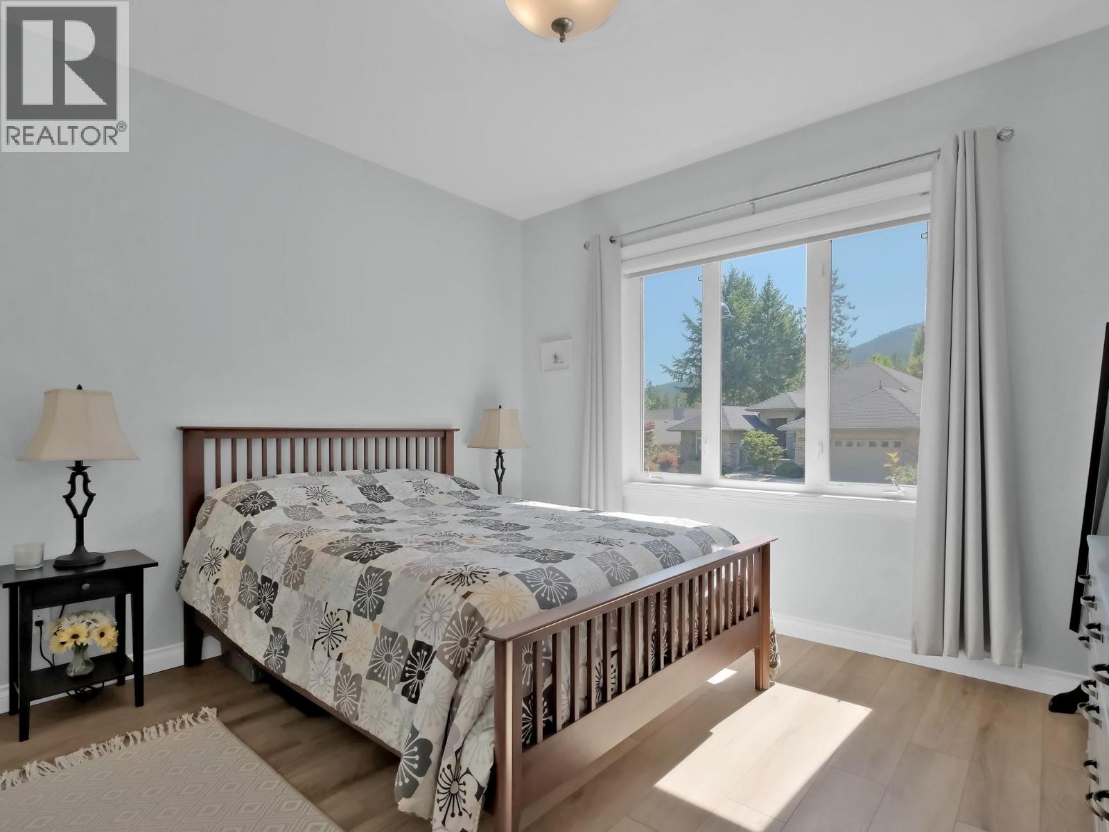 4432 Gallaghers Forest S