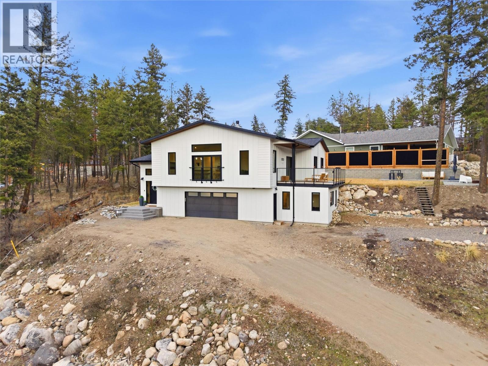 7111 Dunwaters Road