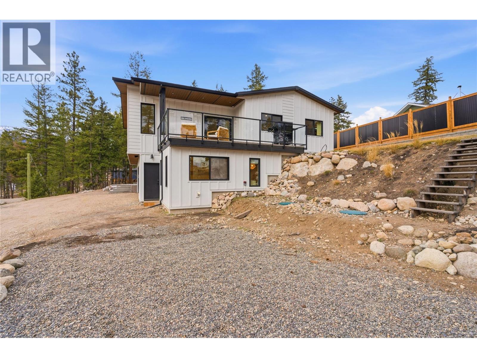 7111 Dunwaters Road
