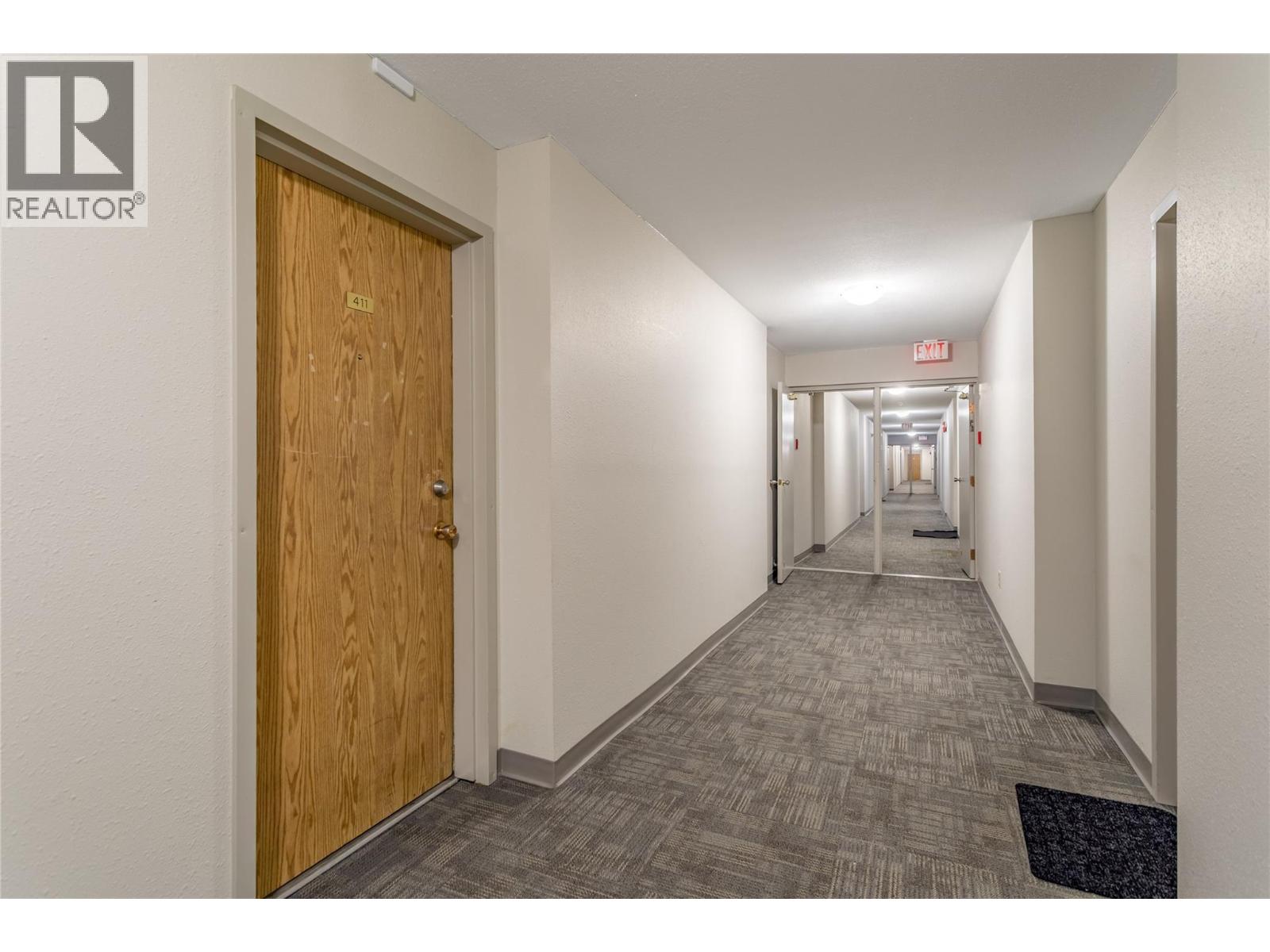 3160 De Montreuil Court Unit# 411