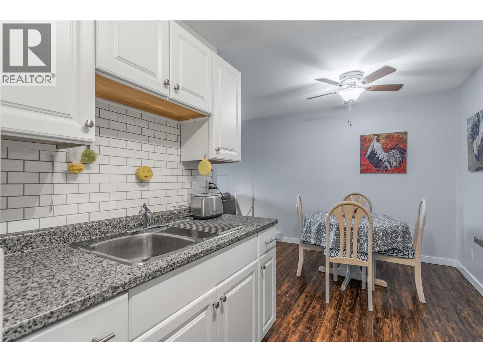 3160 De Montreuil Court Unit# 411