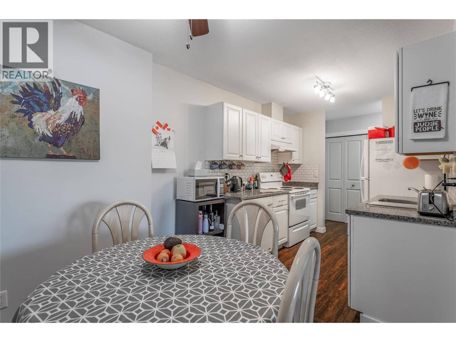 3160 De Montreuil Court Unit# 411